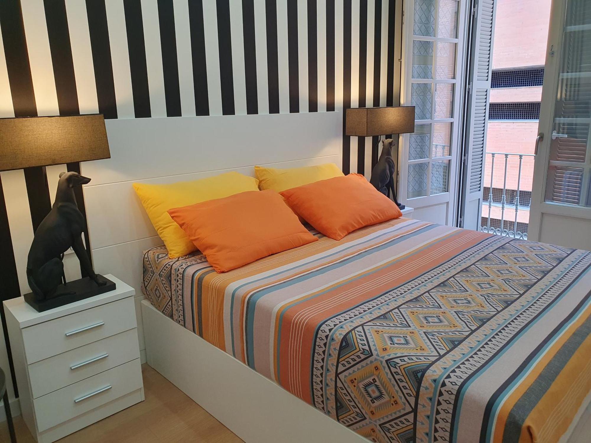 Beautiful Historic Center Apt! Malaga Bagian luar foto