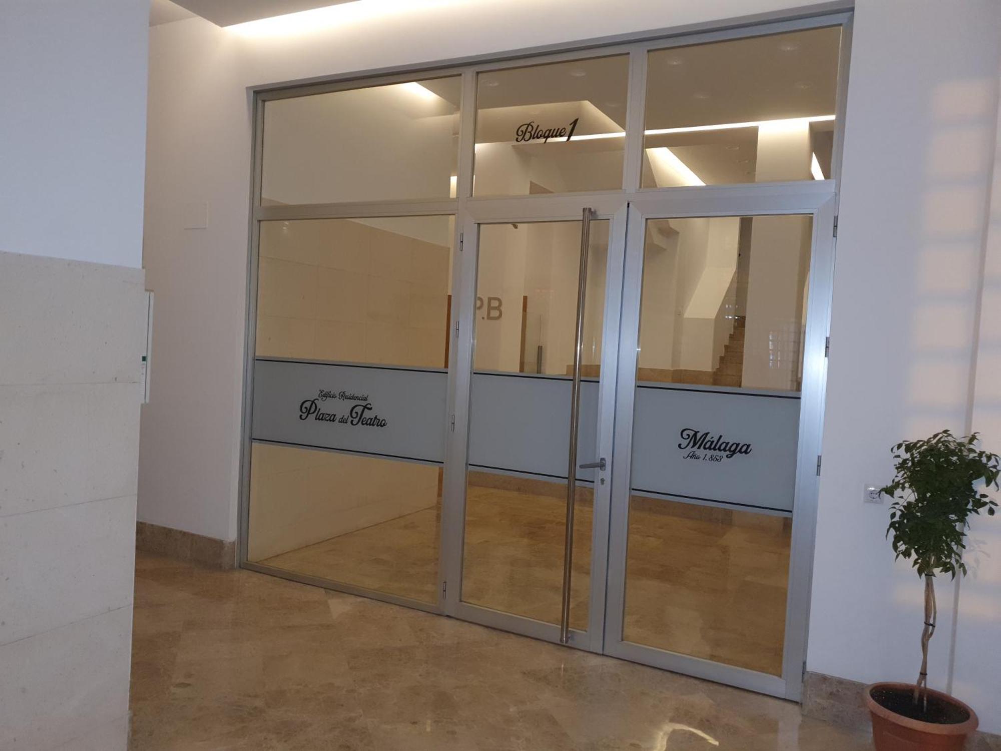 Beautiful Historic Center Apt! Malaga Bagian luar foto