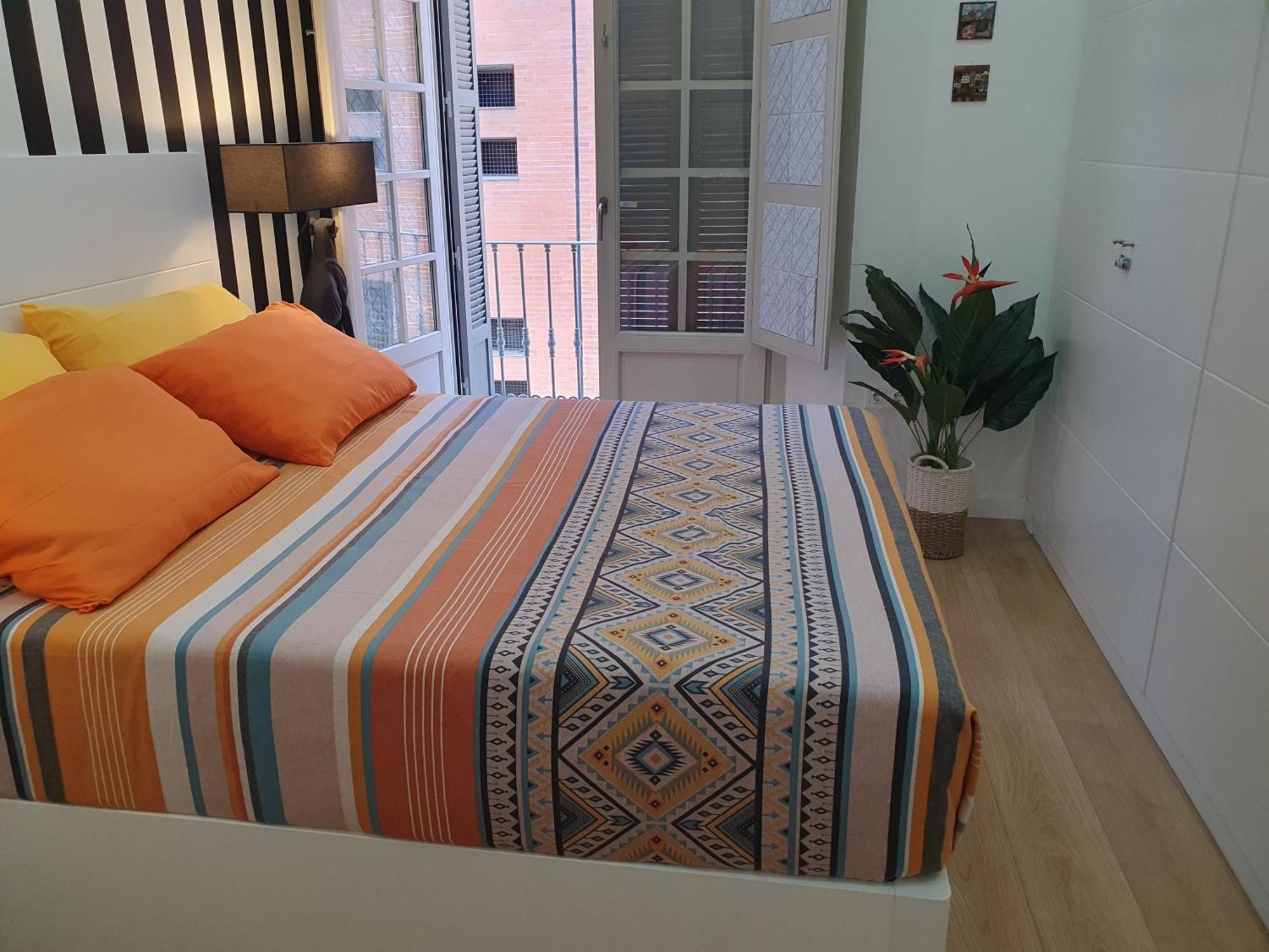 Beautiful Historic Center Apt! Malaga Bagian luar foto